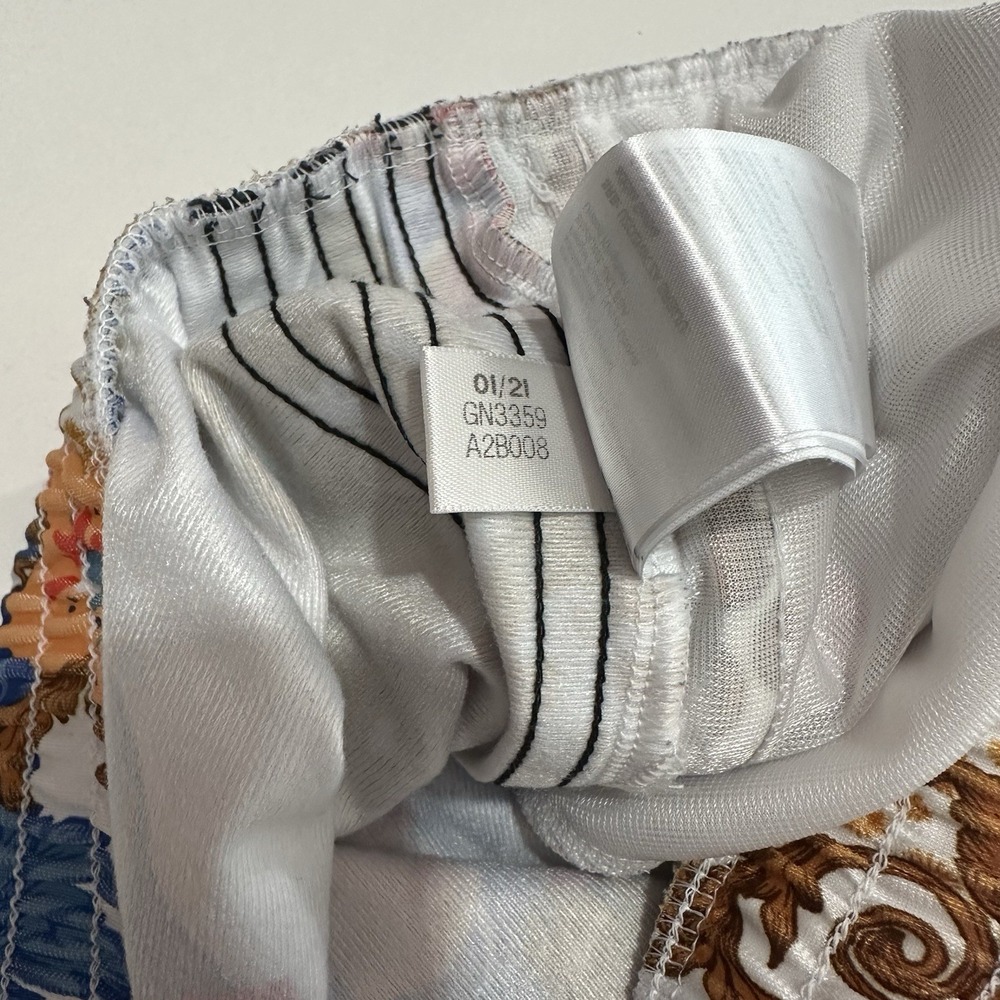 Adidas Her Studio London Floral Shorts Baroque Trefoil 3 Stripes Women's Small - Picture 9 of 11